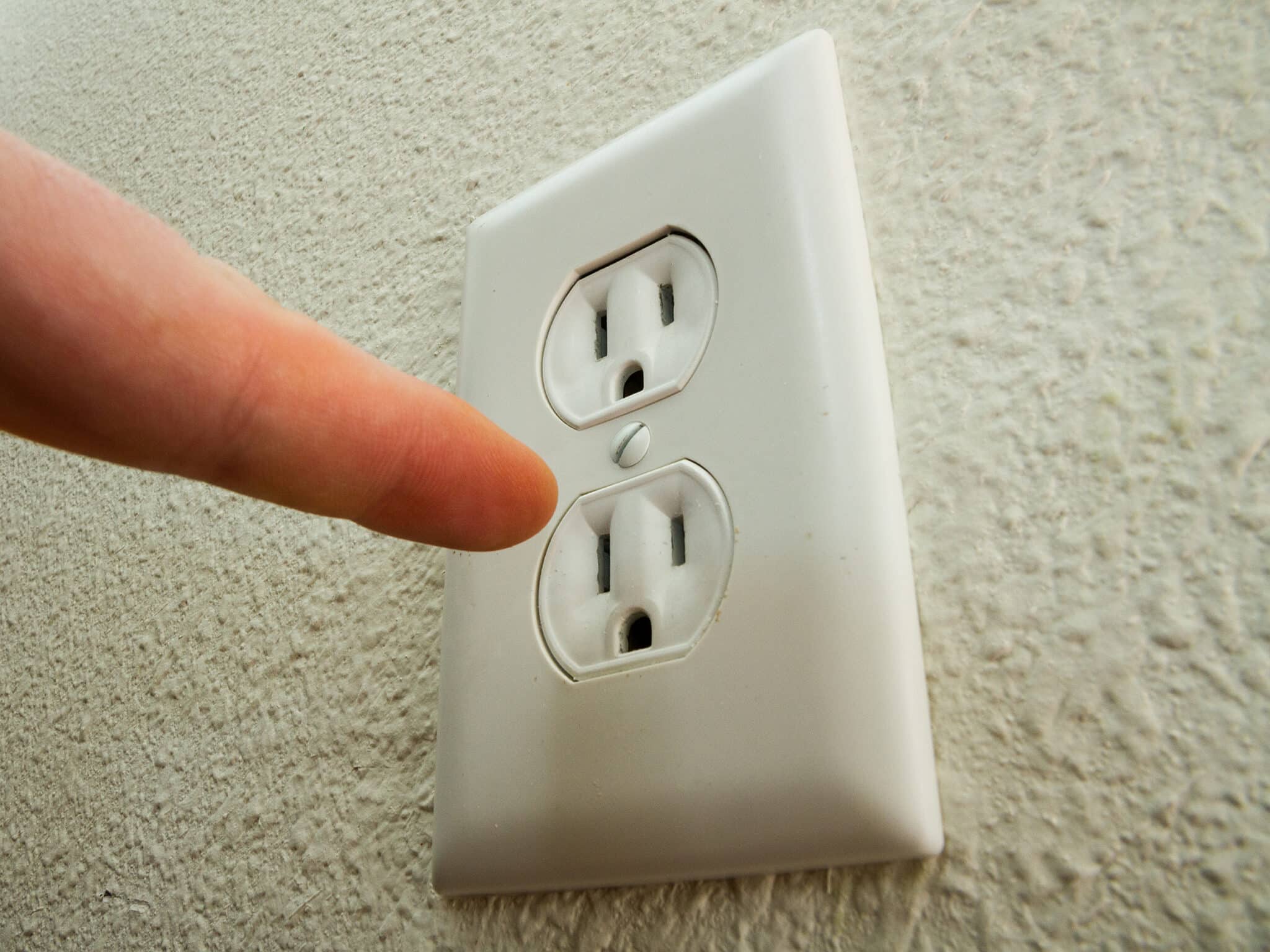 Warm outlet, Holiday Power Overuse.